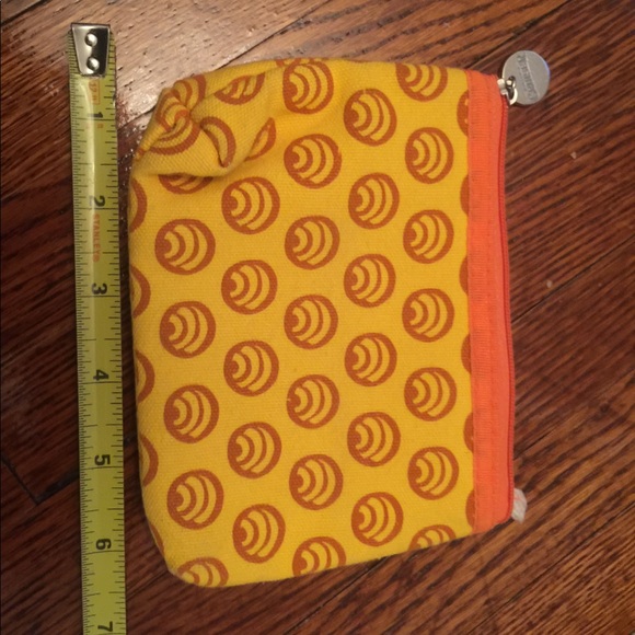 FREE!! Vodka cruiser wallet - Picture 1 of 4